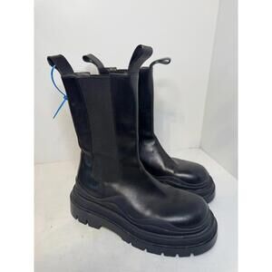 Bottega Veneta Tire Chelsea Boots Black Leather Chunky Lug Sole SZ 37 Authentic